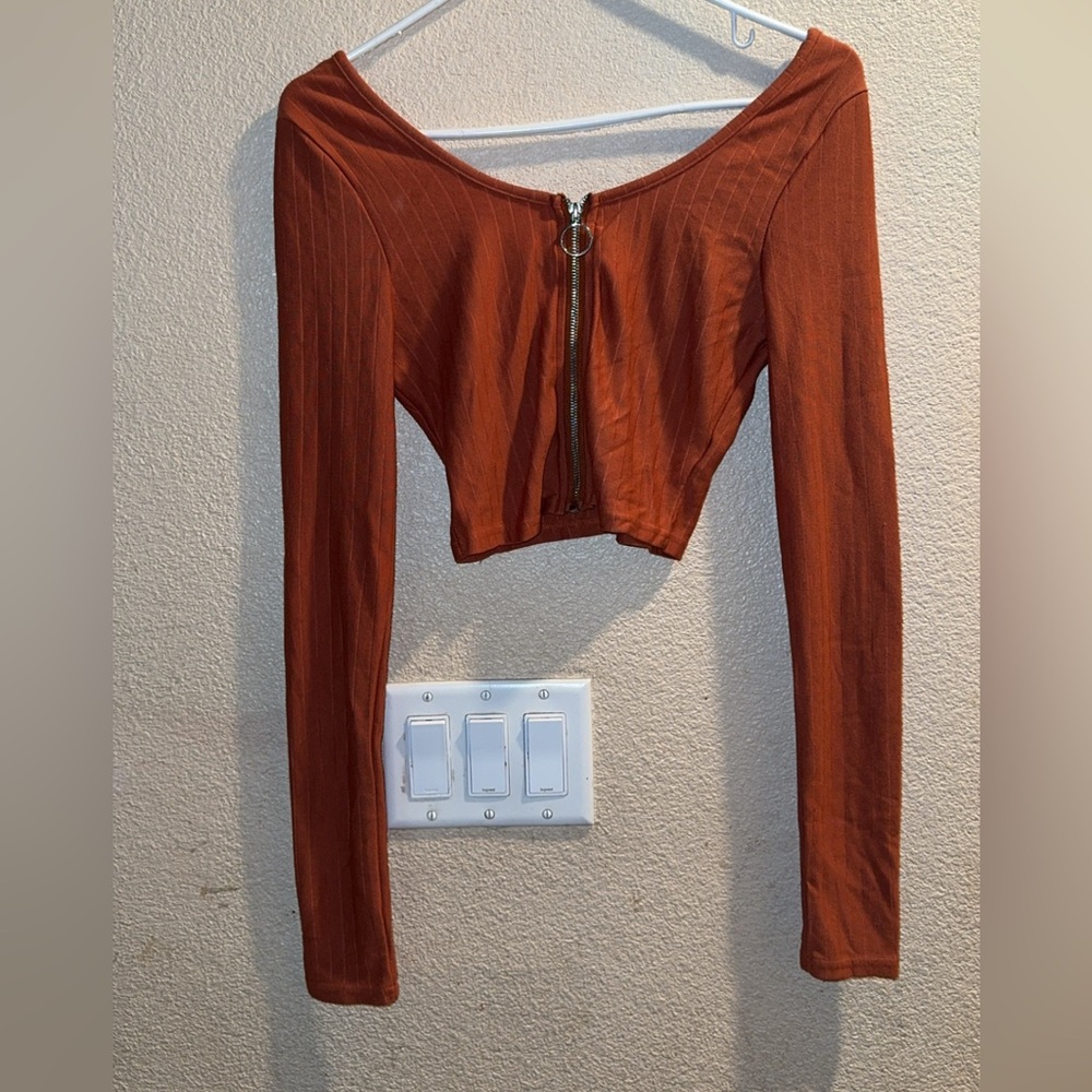Long sleeve top